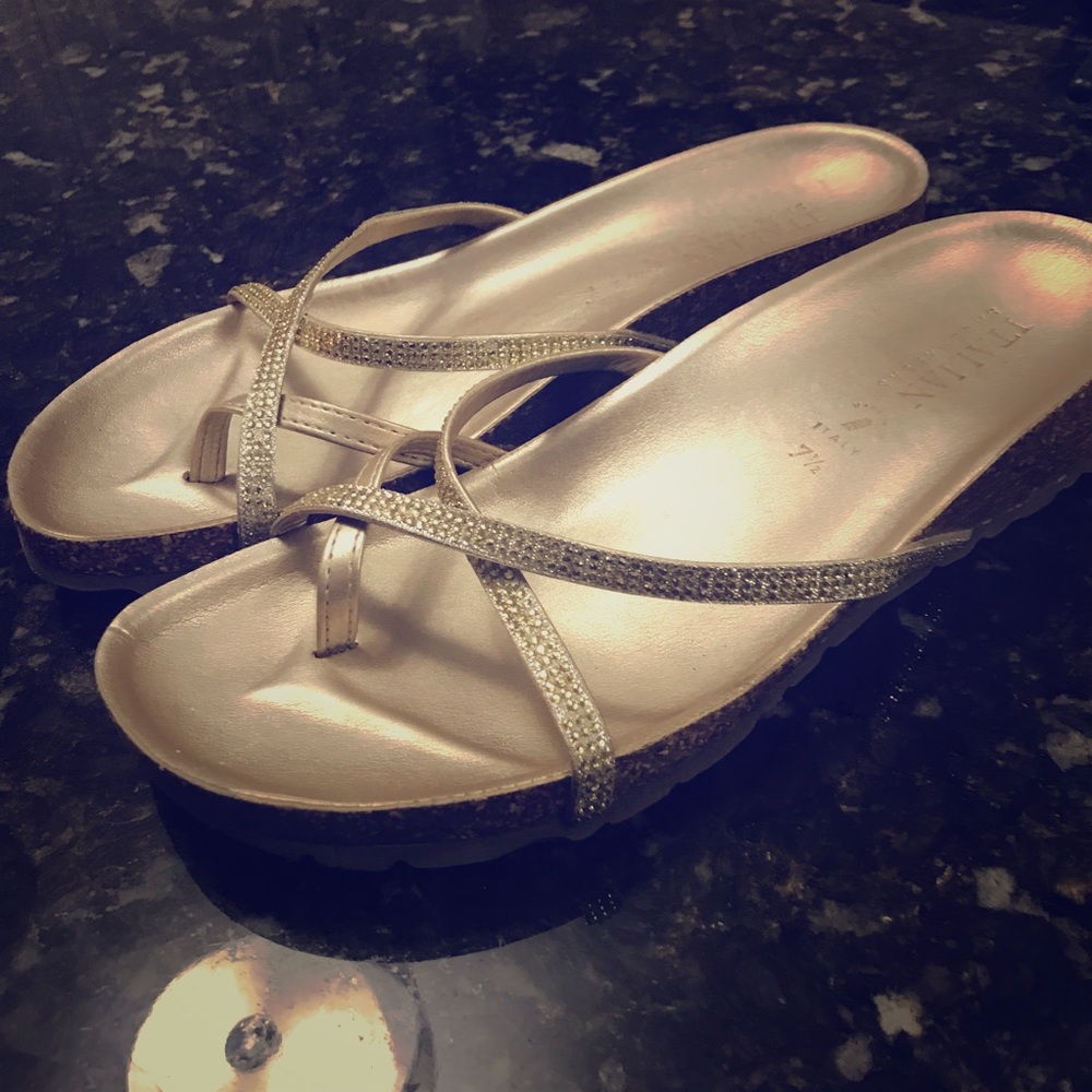 Gold strappy sandals (Birkenstock style)
